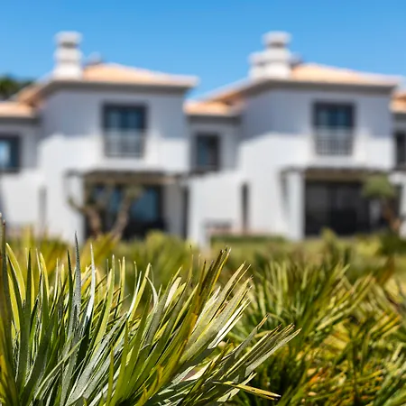 Quinta Do Algarvio Village Resort