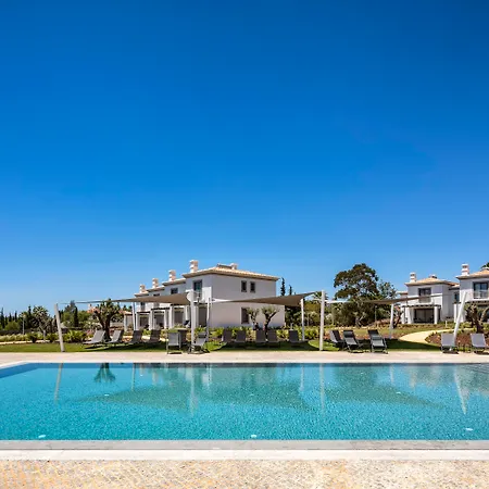 Quinta Do Algarvio Village 4*