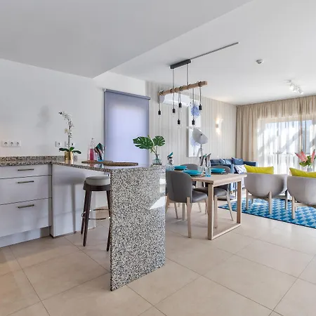 אתר נופש Quinta Do Algarvio Village קארבואירו