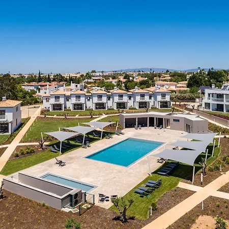 Quinta Do Algarvio Village Resort 4*